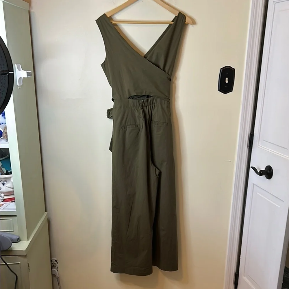 JCrew Olive Green Wrap Tie Jumpsuit in Poplin Size 0